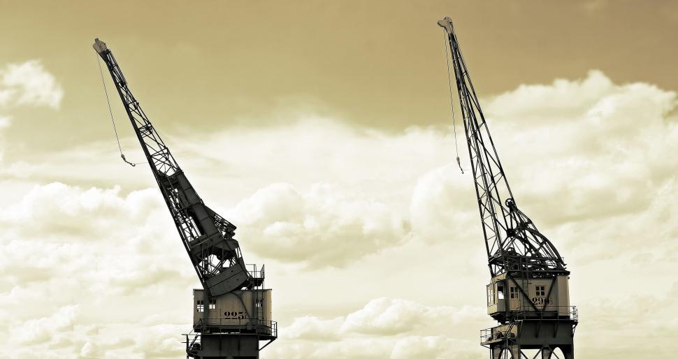Free Image of Harbour cranes 