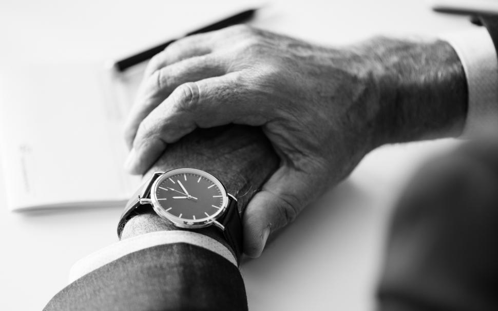 Free Image of Black and white close up of a wrist watch 