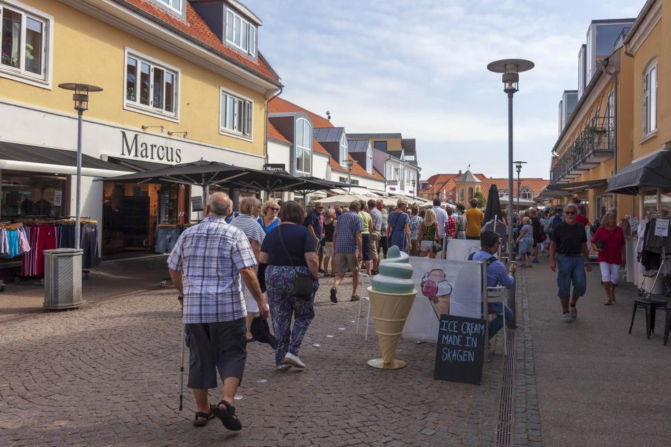 Free Image of Skagen main street 