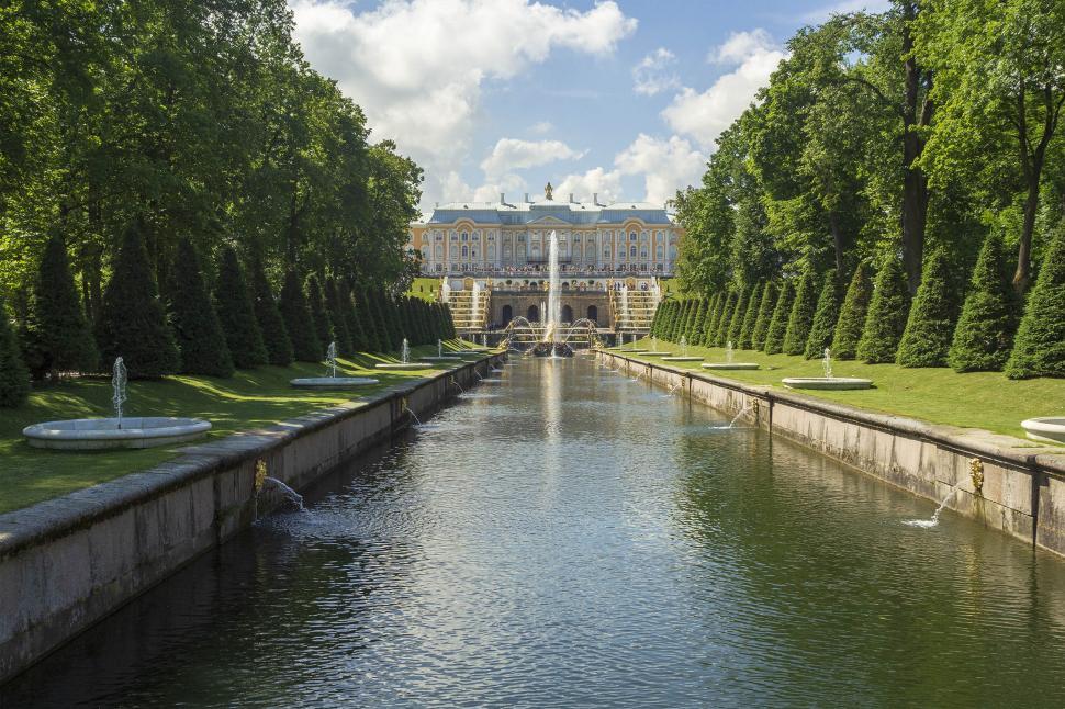 Free Image of Peterhof Palace 