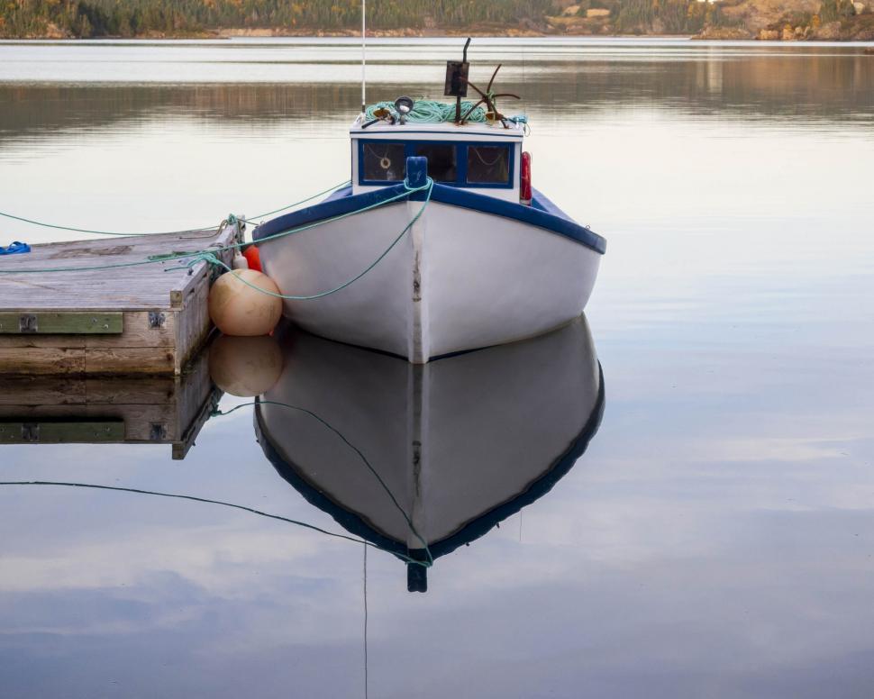 Free Image of Fishing boat 