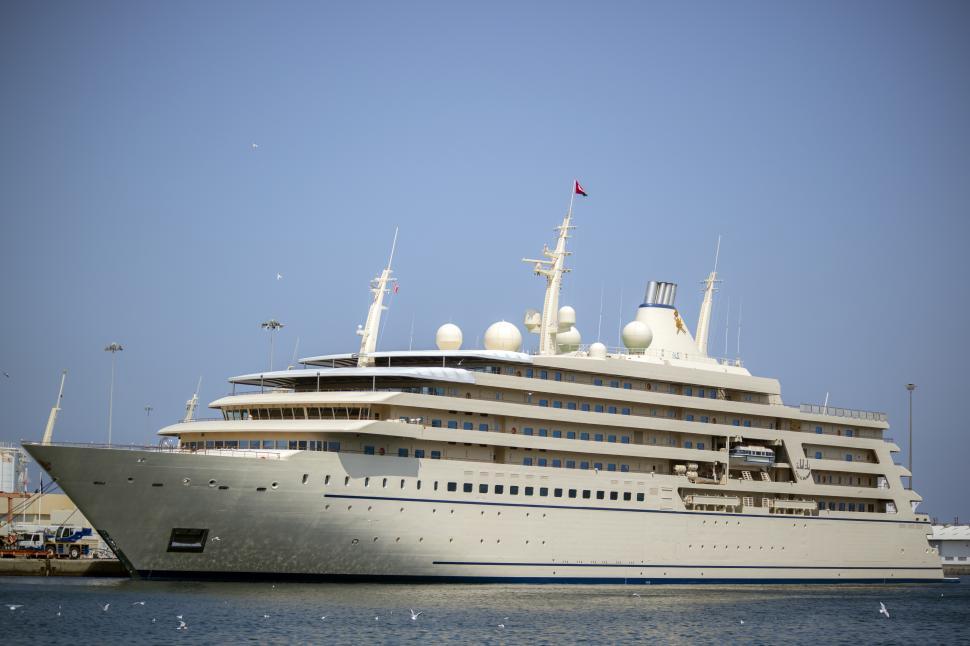 Free Image of muscat city  