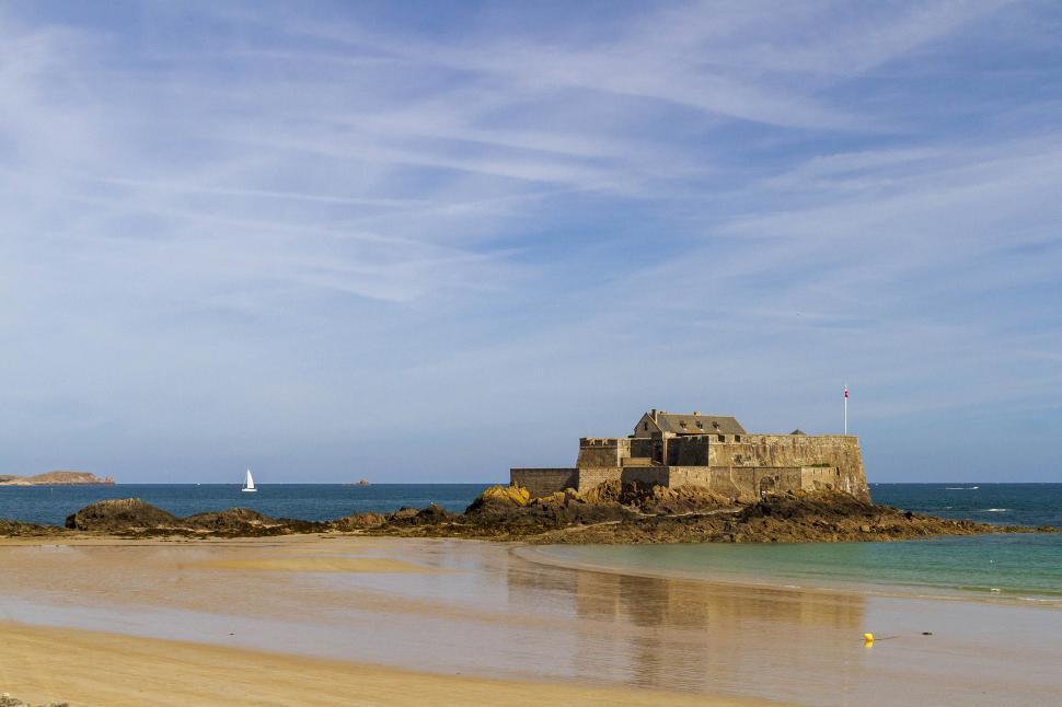 Free Image of Fort National  