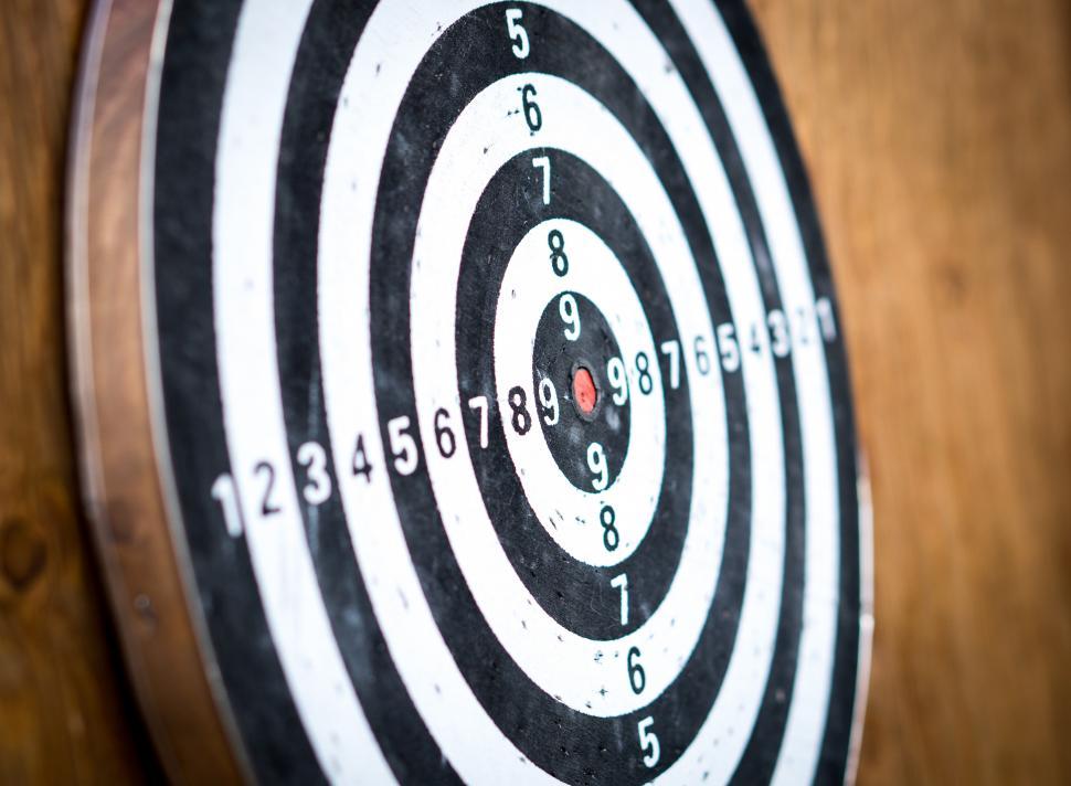 Free Image of Side view of a dartboard 