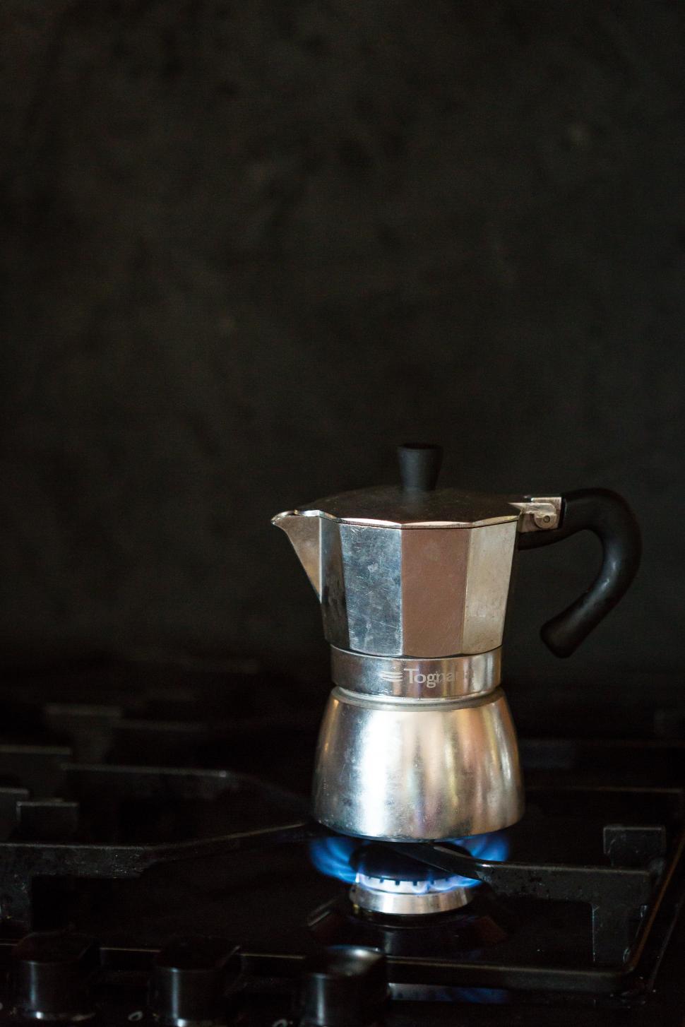Free Image of Close up of a kettle on a stove 