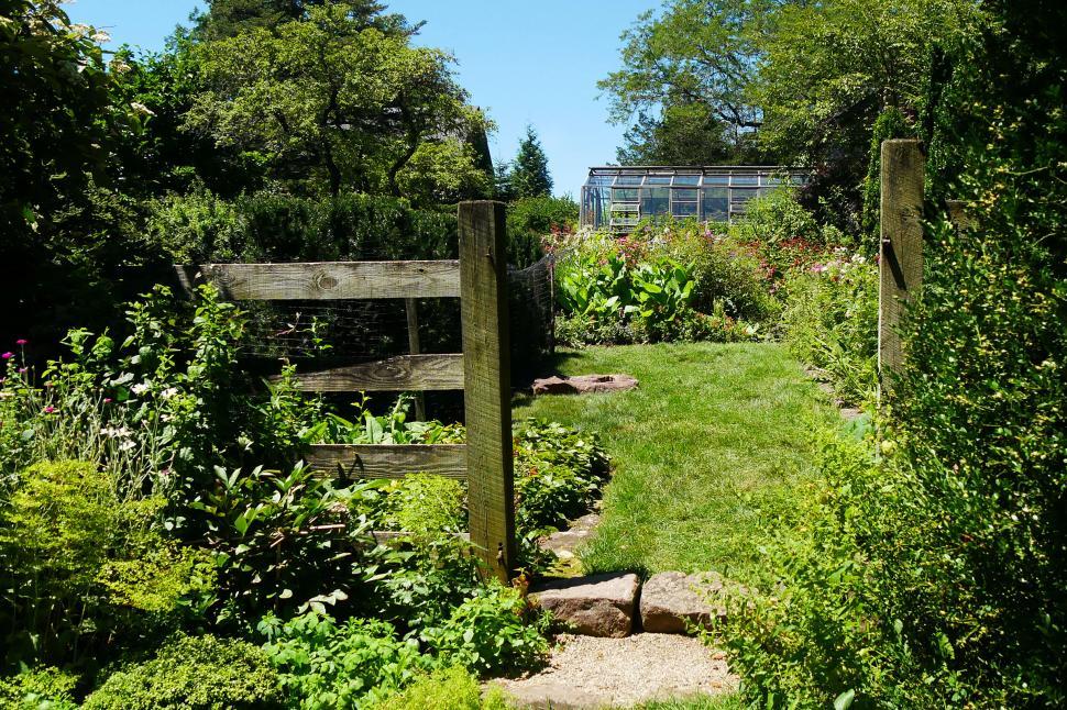 Free Image of Greenhouse 