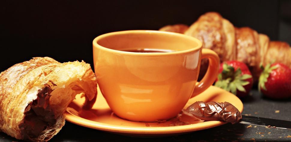 Free Image of Coffee and Croissants 