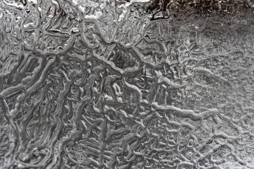 Free Image of Ice lines 