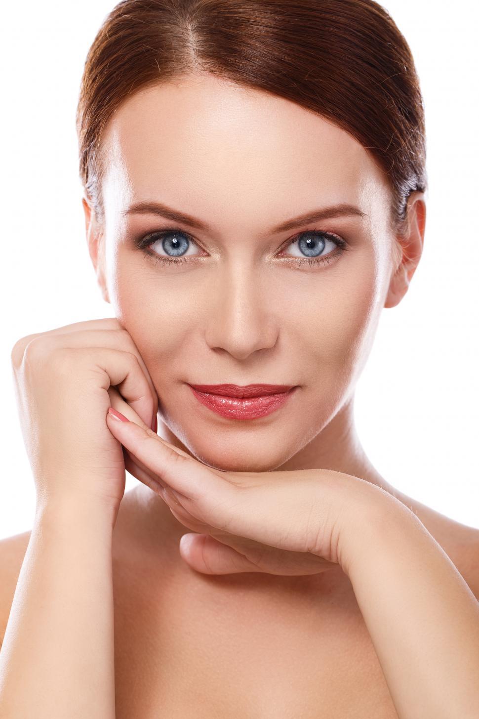 Free Image of Woman with beautiful face looking at camera 