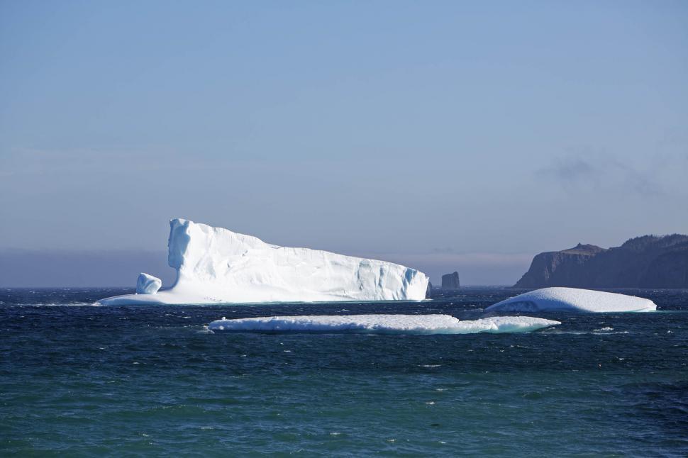 Free Image of Icebergs 