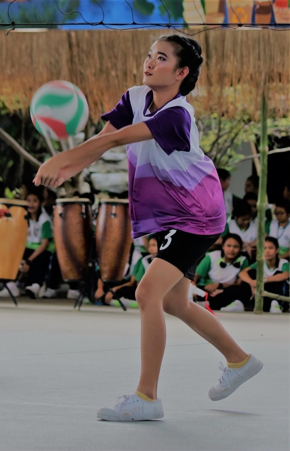 Free Image of Female Volleyball Player  