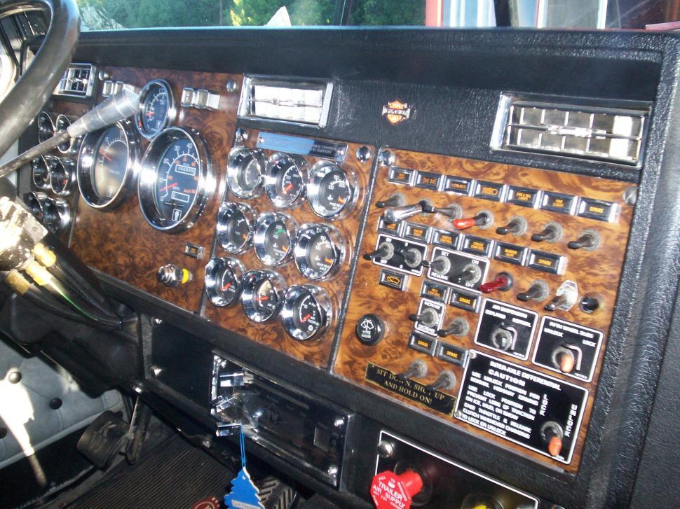 Free Image of Heavy equiptment 