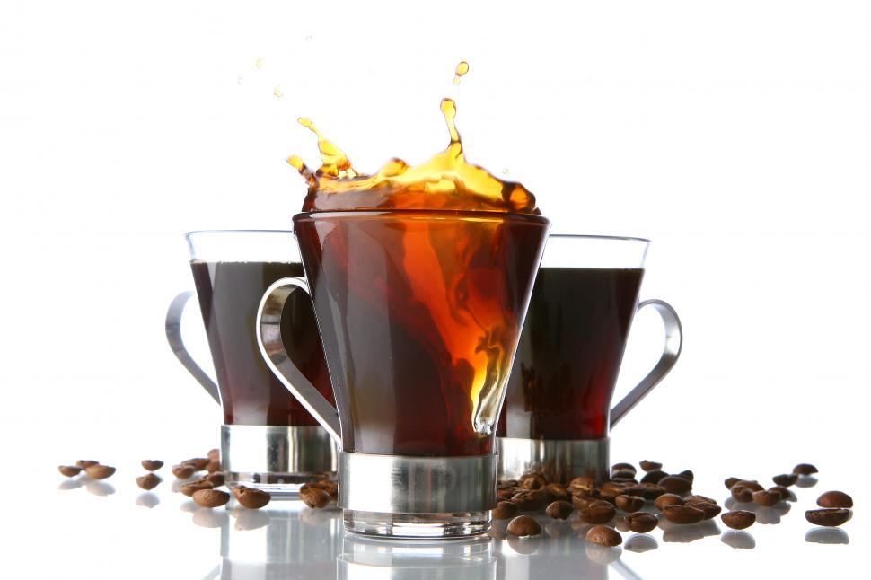 Free Image of coffee cup splash 