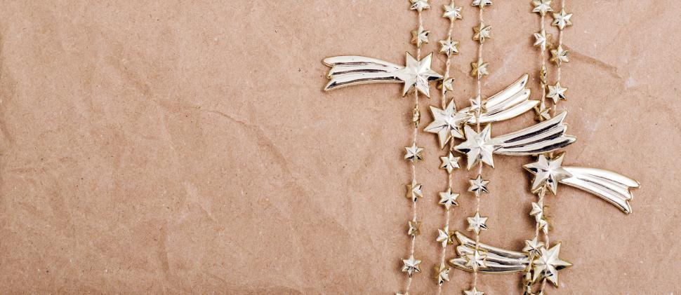 Free Image of Paper bag, shooting star background 
