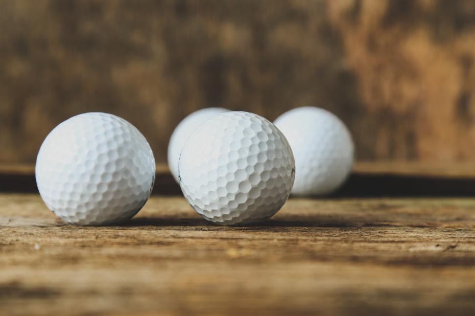 Free Image of Golf balls on the table 