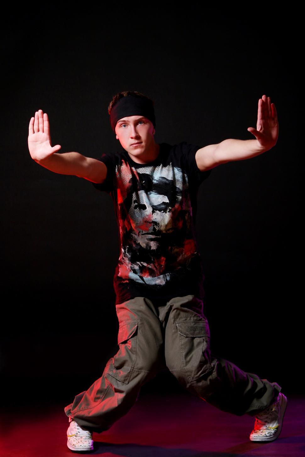 Free Image of hip hop dancer 