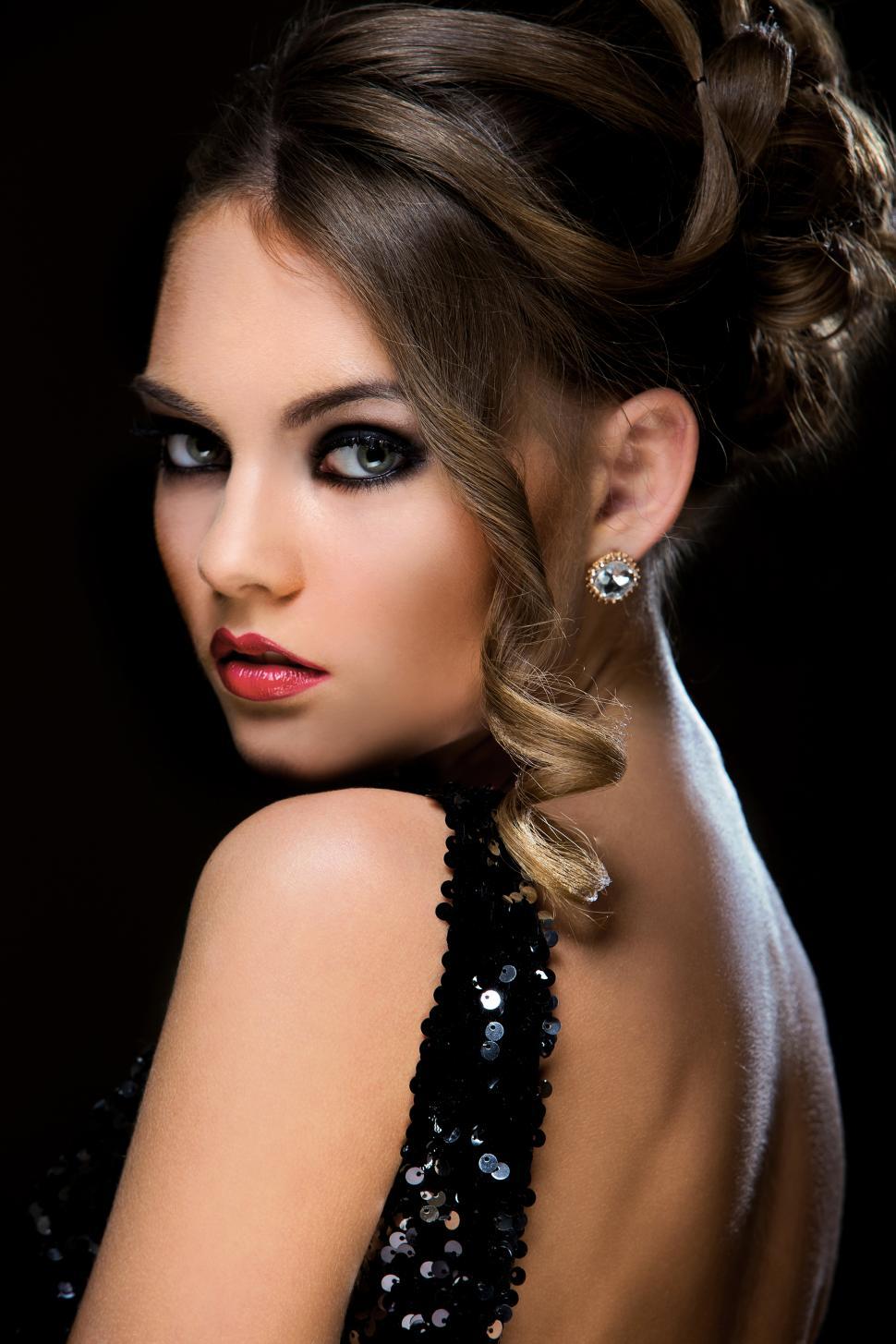 Free Image of Vogue. Beautiful woman in dress 