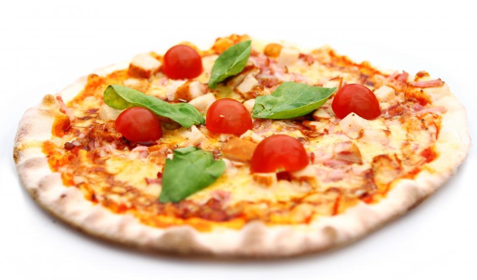 Free Image of Hot and tasty pizza 