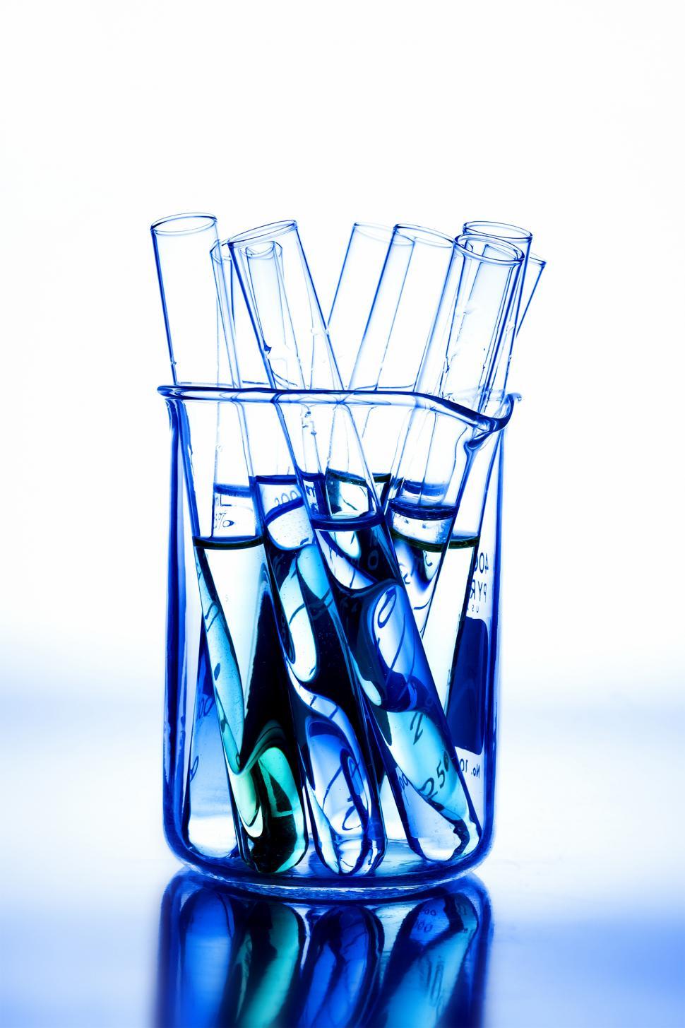 Free Image of Colored solutions in test tubes 