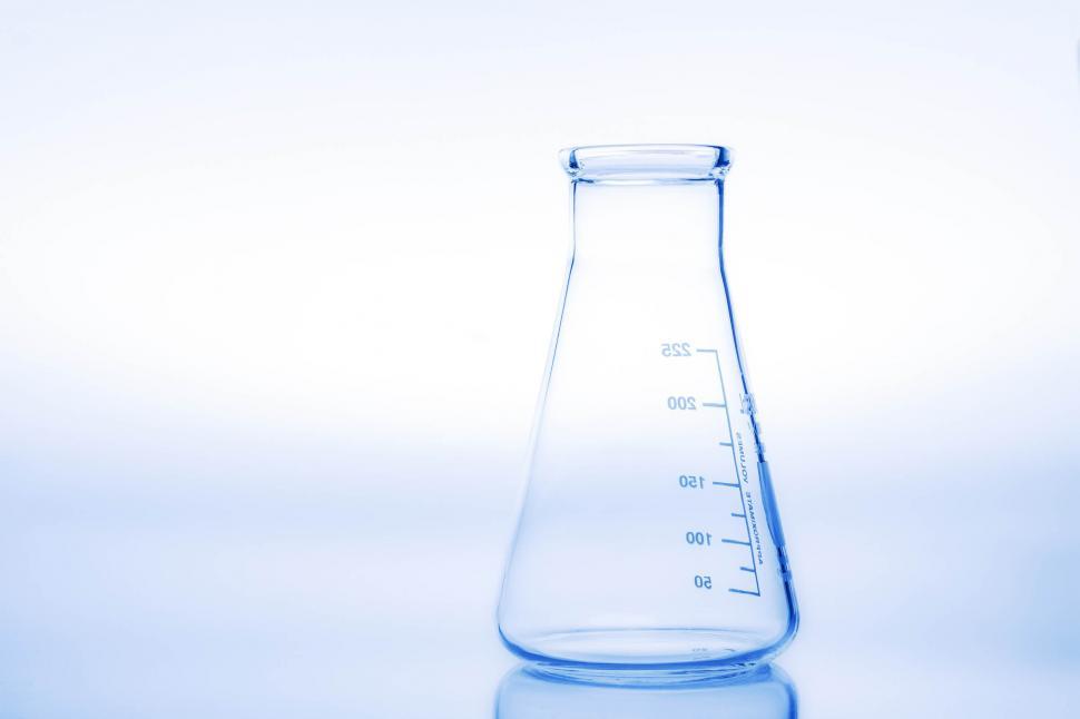 Free Image of Erlenmeyer flask 