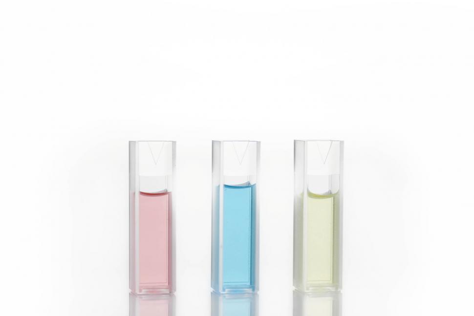 Free Image of Cuvettes containing red, blue, and yellow solutions 