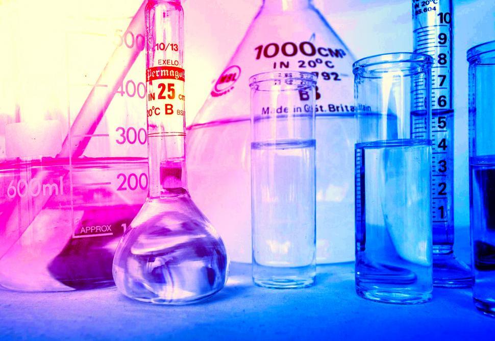 Free Image of Lab Equipment - Laboratory Glassware 