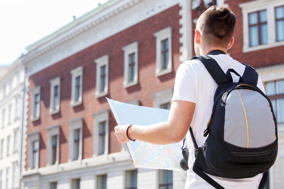 Free Image of Traveller in the city, walking the streets 