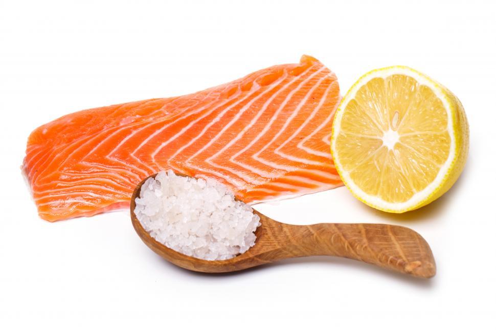 Free Image of Salmon, salt and lemon 