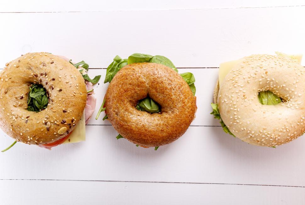Free Image of Bagel sandwiches, three across 