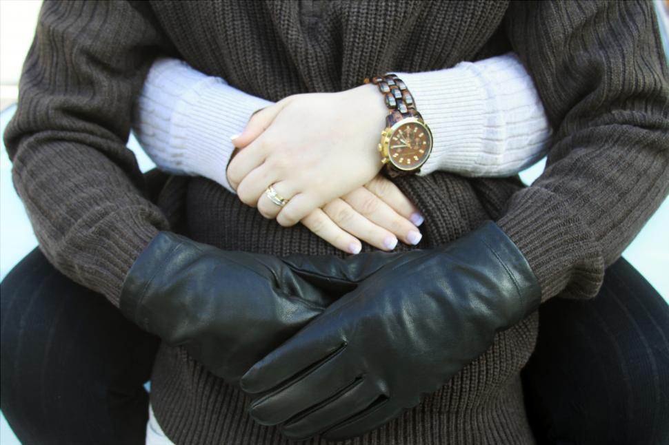 Free Image of Couple hugging and holding hands 