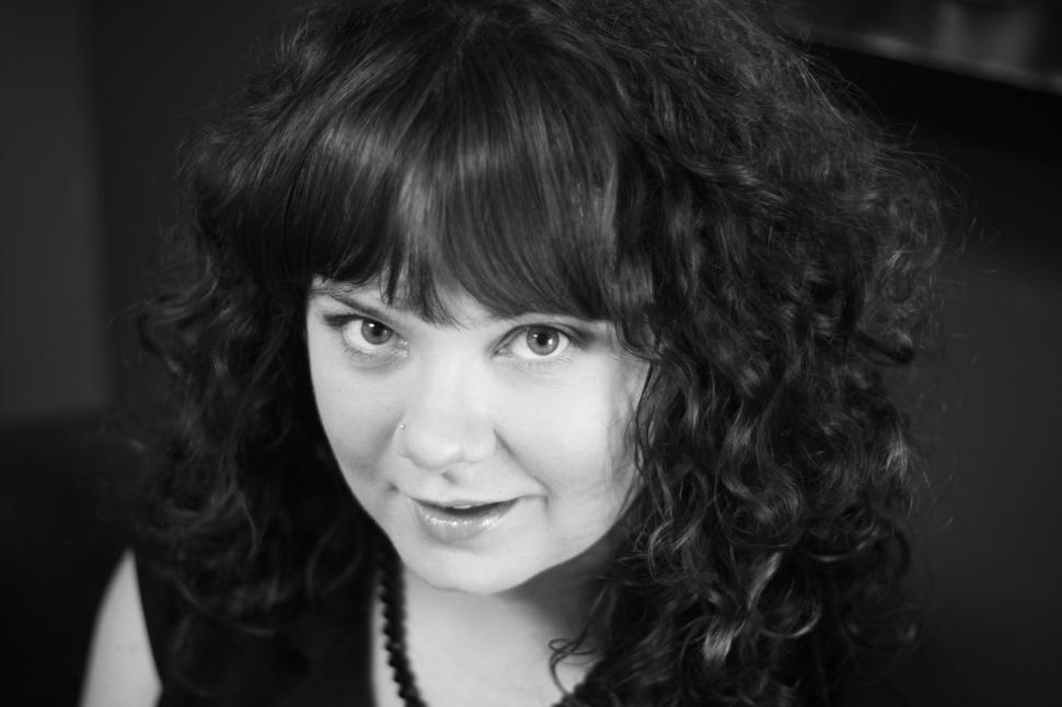 Free Image of Woman with brunette hair - b&w 