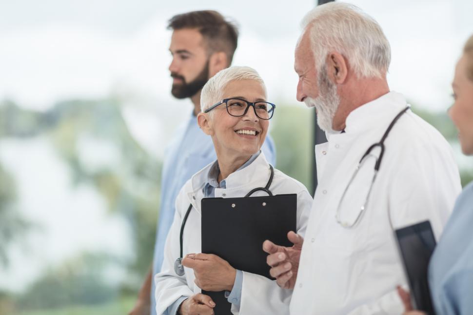 Free Image of Medical doctors with staff 
