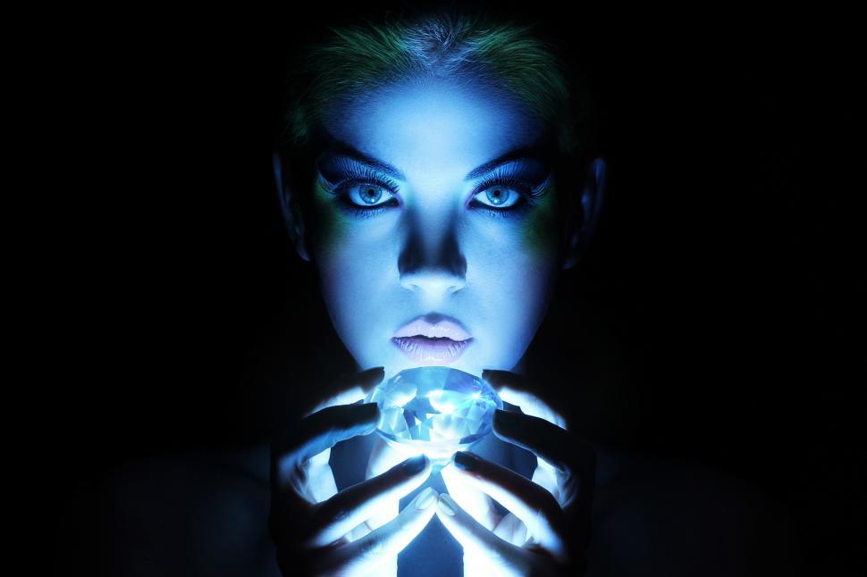 Free Image of Beautiful woman with big jewel 