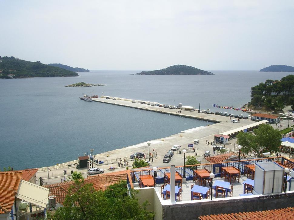 Free Image of Seaside Resort 