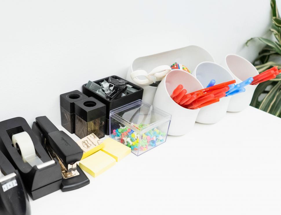 Free Image of Office supplies 