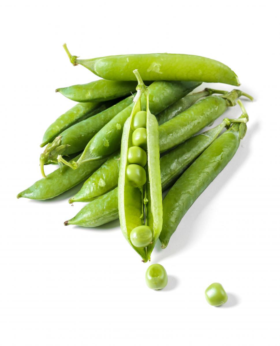 Free Image of Pile of Natural peas 