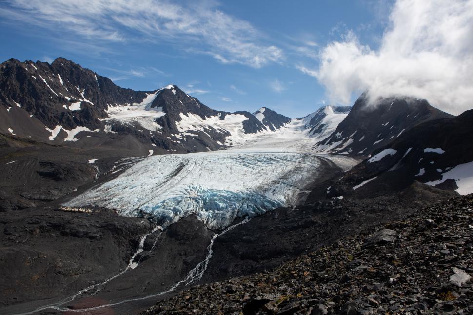 Free Image of Snow mountains 
