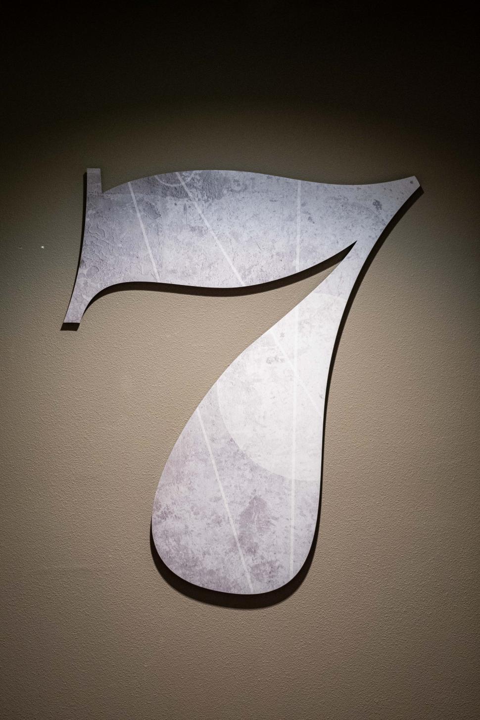 Free Image of Number Seven 