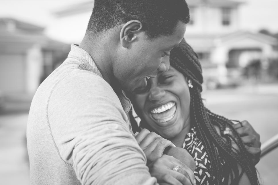 Free Image of Young urban couple holding each other - happy couple 
