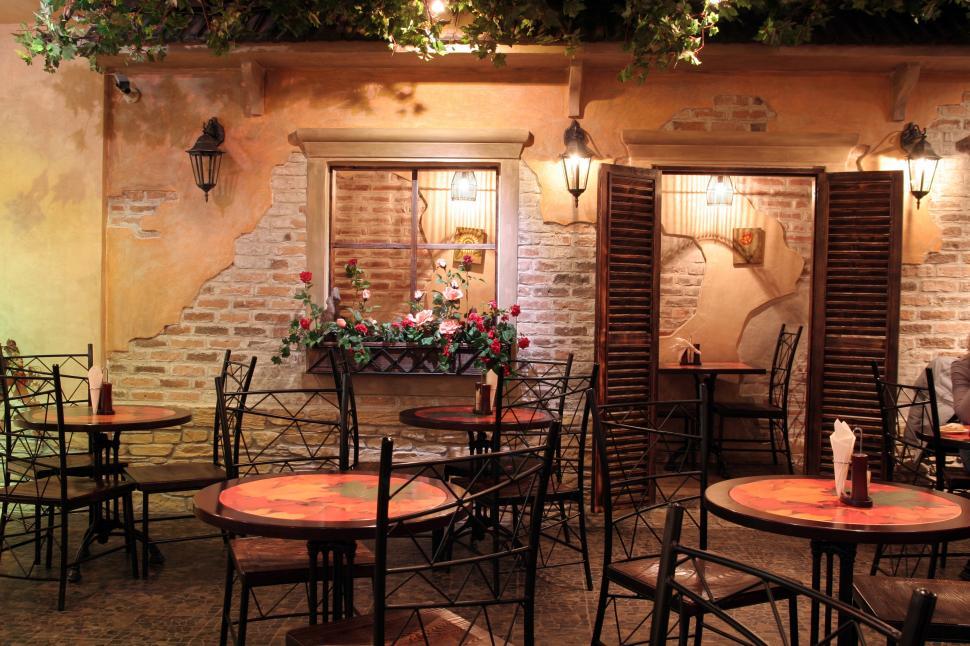 Free Image of retro restaurant interior with flowers 