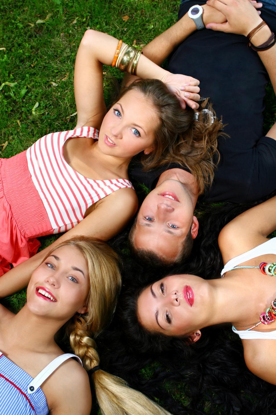 Free Image of group of teen boys and girls 