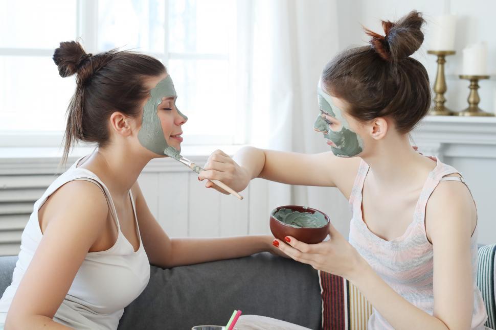 Free Image of Women having a facial 