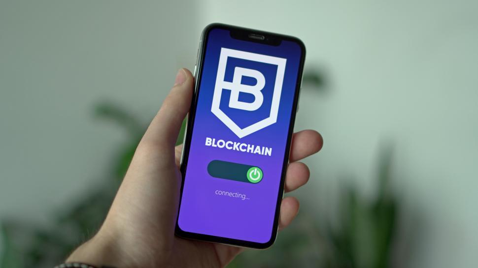 Free Image of Connecting to blockchain platform concept  