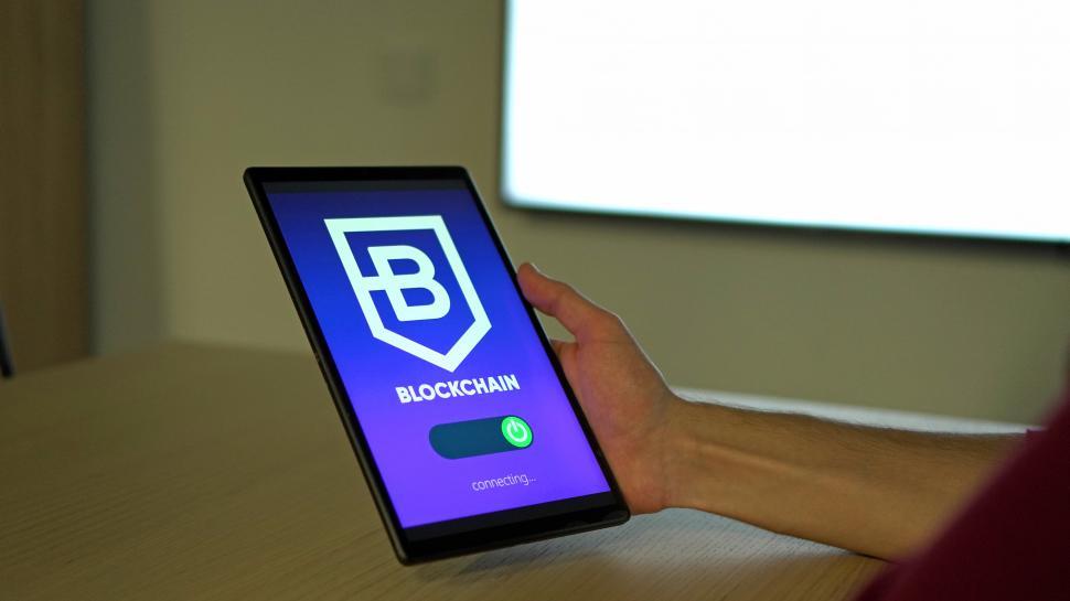 Free Image of Connecting to blockchain concept  