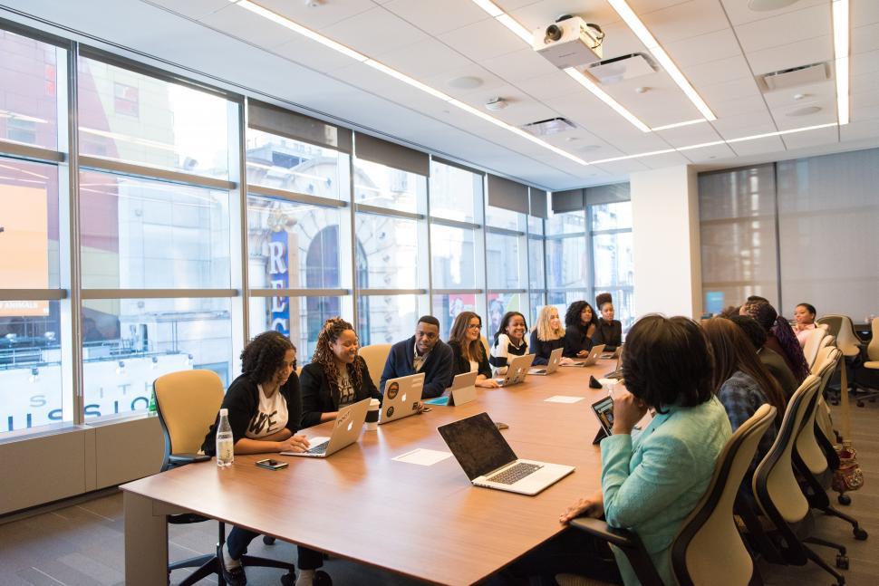 Free Image of Business people during a meeting in office 