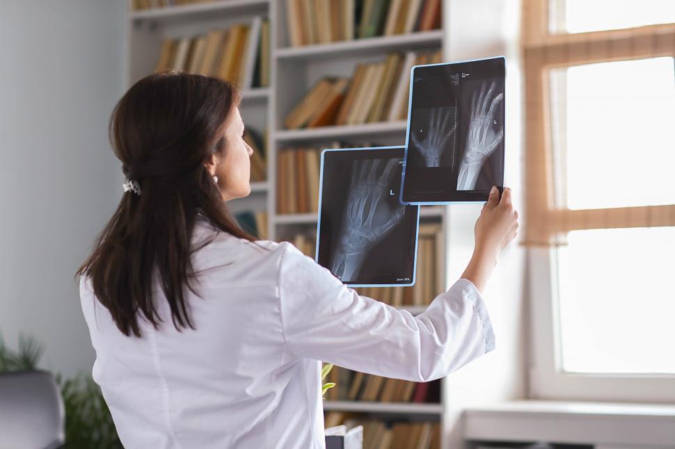 Free Image of Looking at xrays 