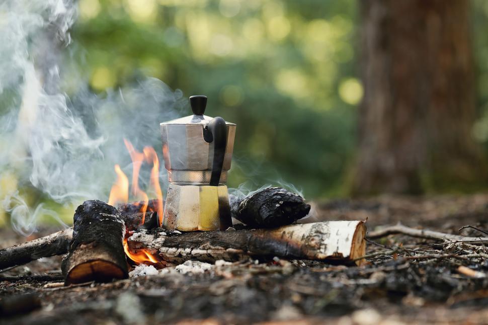 Free Image of Campfire coffee 