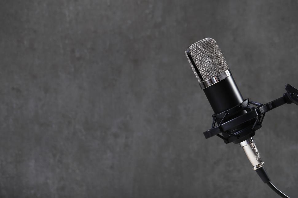 Free Image of Microphone on stand 
