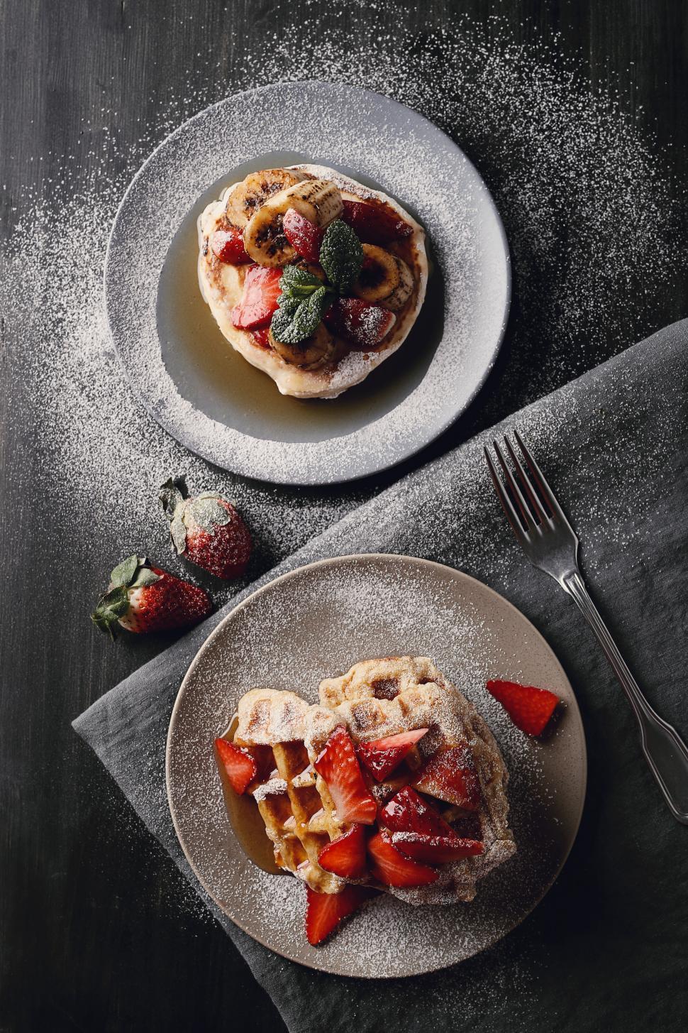 Free Image of Pancakes and waffles 