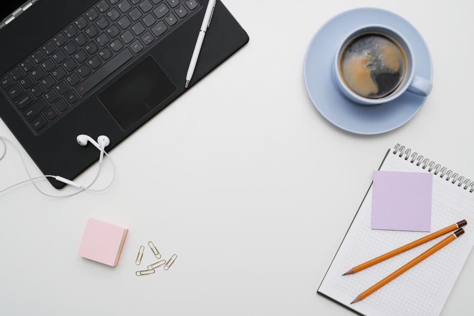 Free Image of Workplace frame layout 